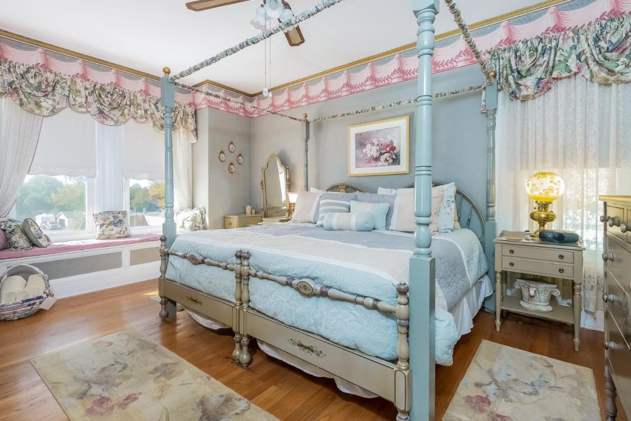 Bed and Breakfast Kingsley House Fennville Екстер'єр фото