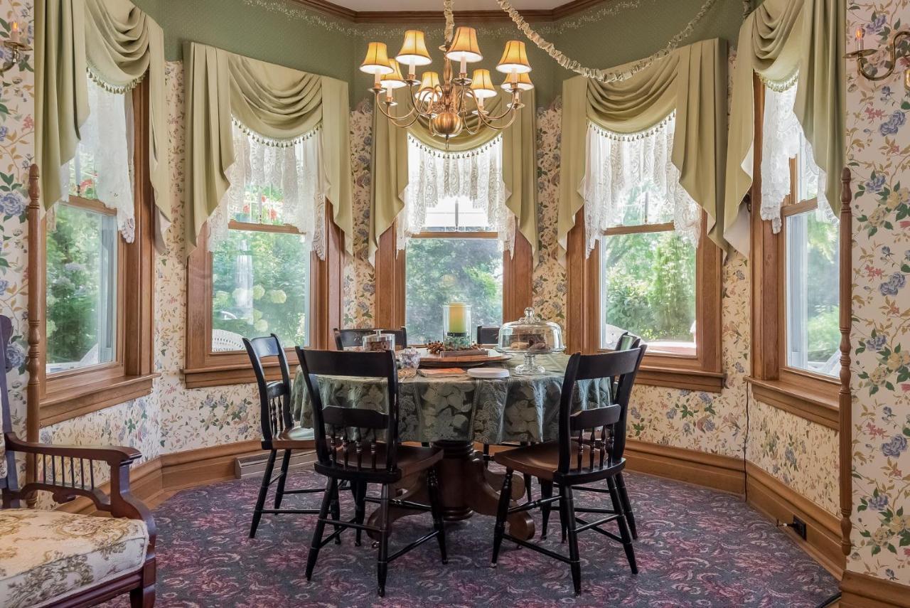 Bed and Breakfast Kingsley House Fennville Екстер'єр фото